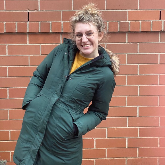 The North Face Green Long Down Puffer Parker (with Detachable Hood and Fur) - Picture 9 of 12